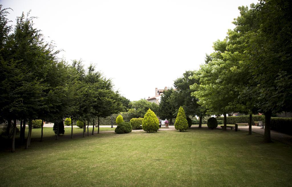 Hotel Palacio De La Pena Cantabria Ajo Kültér fotó